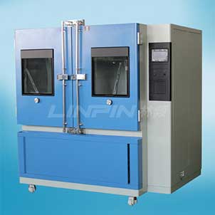 <b>大型砂塵試驗(yàn)箱的關(guān)鍵應(yīng)用</b> <b>大型砂塵試驗(yàn)箱的關(guān)鍵應(yīng)用</b>